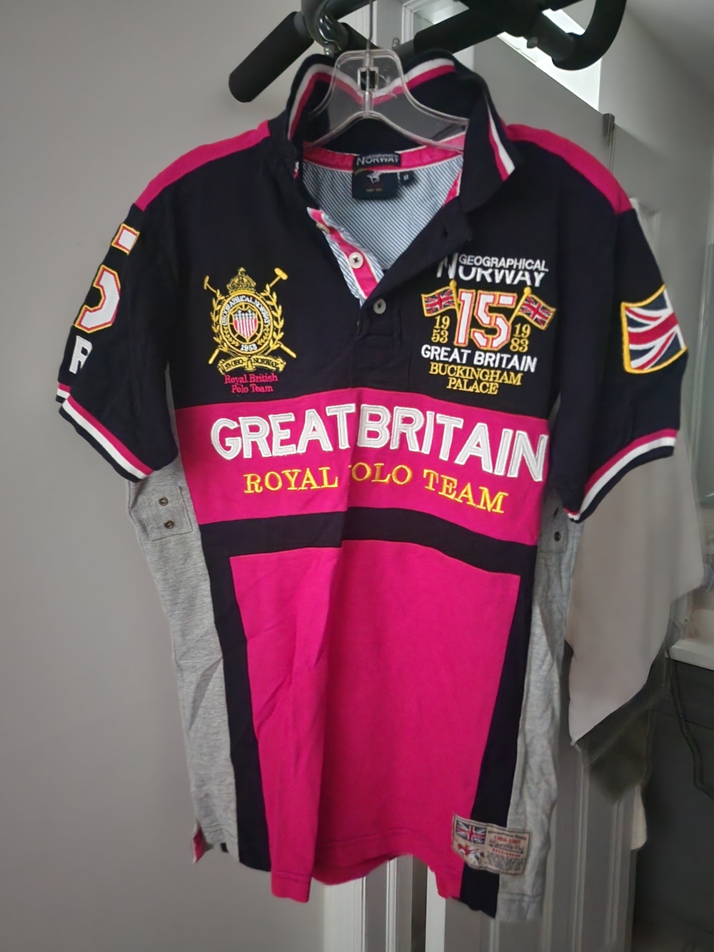 Geographical Norway Men’s Great Britain Polo Shirt - Pink & Navy. S-M